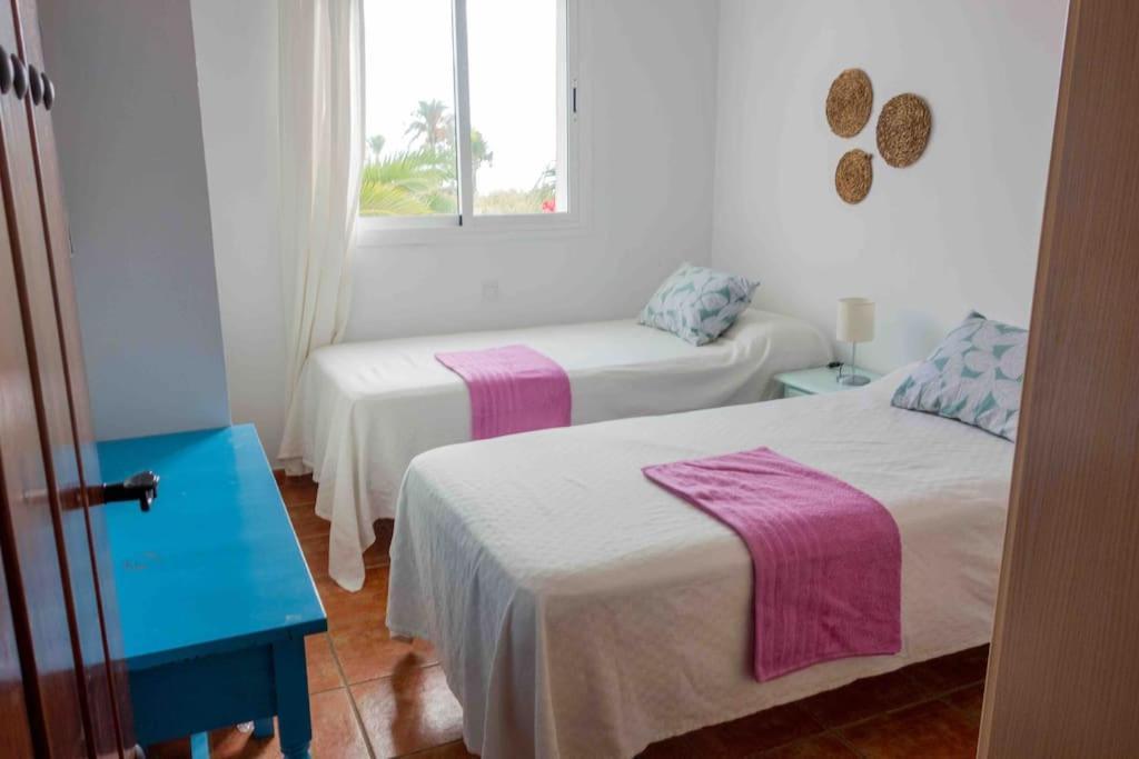 Three Bedroom House By The Sea أغوا امارجا المظهر الخارجي الصورة
